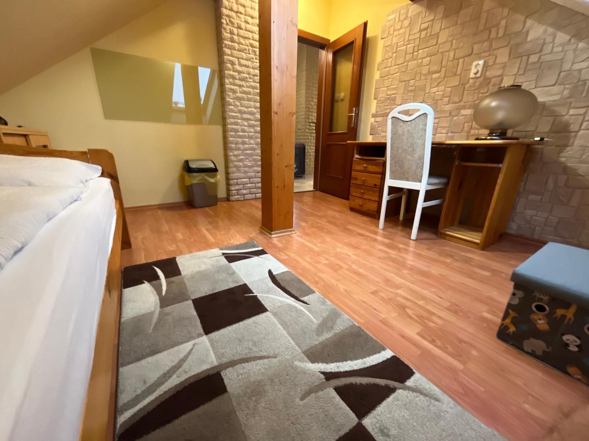 Appartement Orsi House à Szombathely Extérieur photo